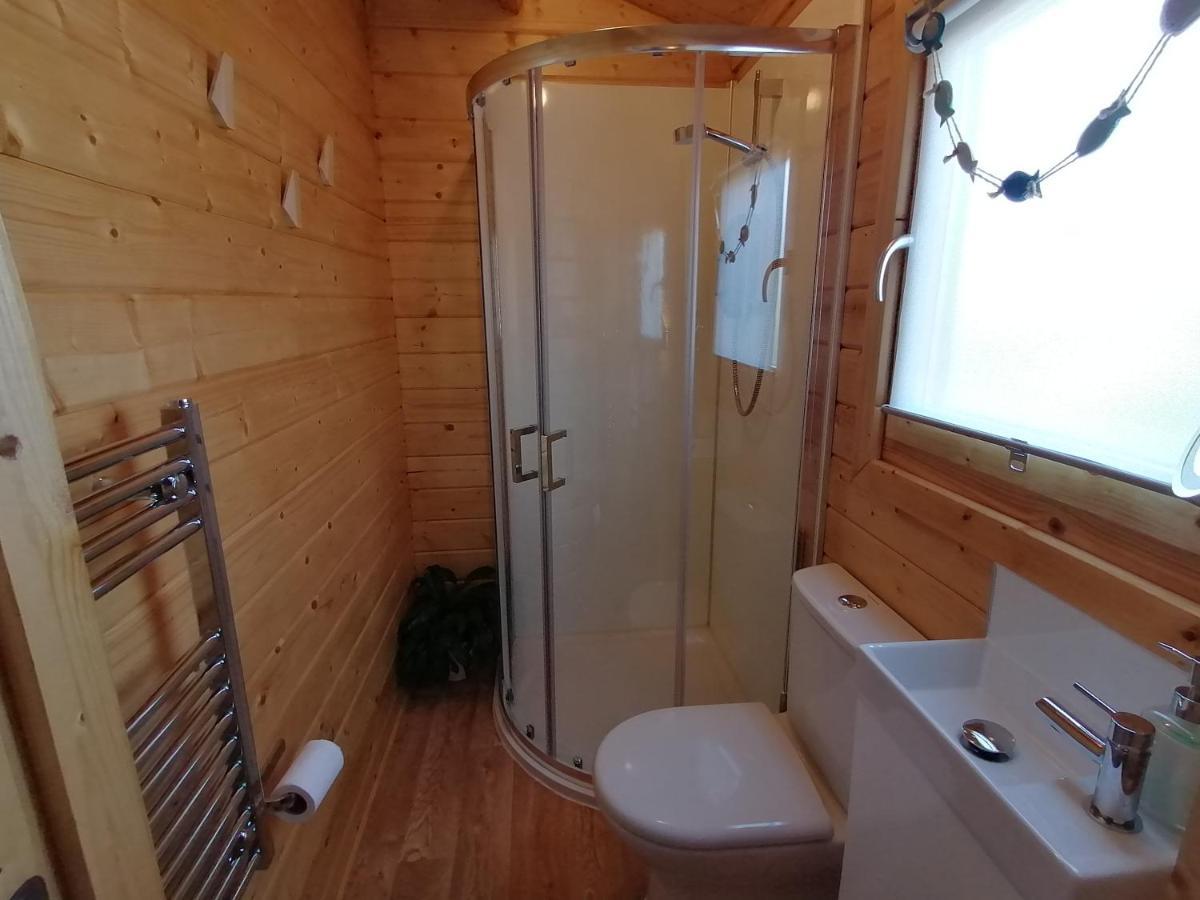 Skye Coorie Cabin Breakish エクステリア 写真